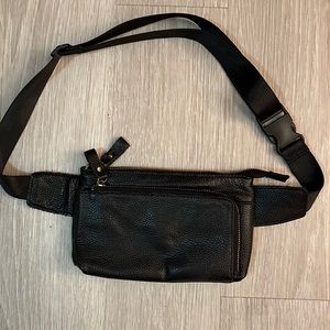 Black leather Fanny pack